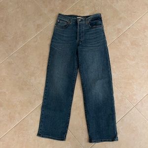 Levi Straight Leg Jean
